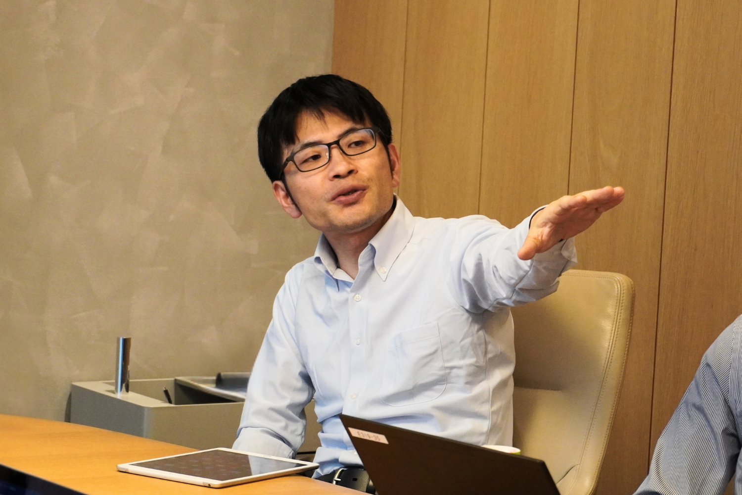 プロジェクトを推進する上での人間関係やコミュニケーションを振り返る東急住宅リース荒川さん